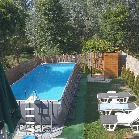 Vikendica Apartments Dunav Ms Celarevo Exterior foto